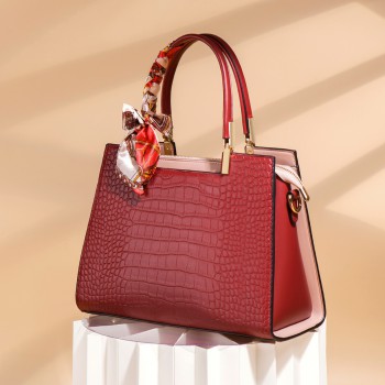 Mother's Day gift for mom, new style women's bag with crocodile pattern, large capacity shoulder handbag